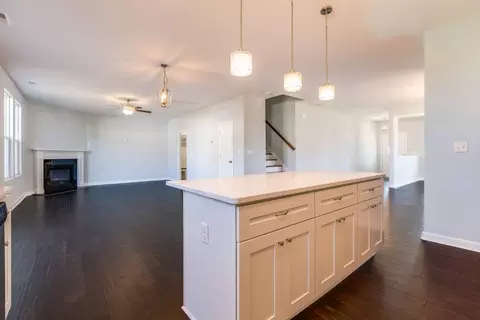 Living - Undisclosed, Chesapeake, VA 23322 photo 1 of 6