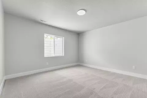 Bedroom - 1948 N Ostler Peak Rd, Daniel, UT 84032 photo 4 of 7