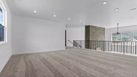 Living - 1936 E Corriente Dr #1298, Salem, UT 84653 photo 3 of 3