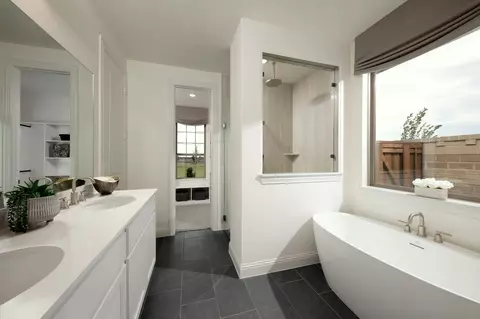 Bath - 2233 Pinner Ct, Celina, TX 75009 photo 3 of 3