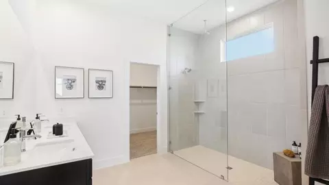 Bath - 4212 Marigold Meadows Ct, Conroe, TX 77303 photo 6 of 6