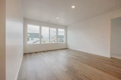 Living - 2910 N Kingbird Dr, Cedar Fort, UT 84013 photo 1 of 2