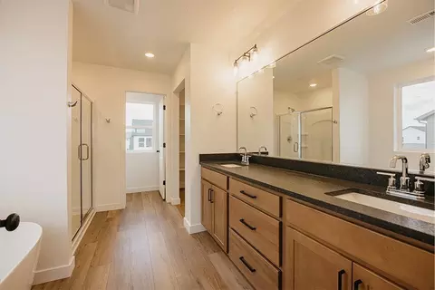 Bath - 2910 N Kingbird Dr, Cedar Fort, UT 84013 photo 1 of 1