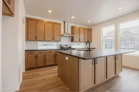 Kitchen - 2910 N Kingbird Dr, Cedar Fort, UT 84013 photo 2 of 2