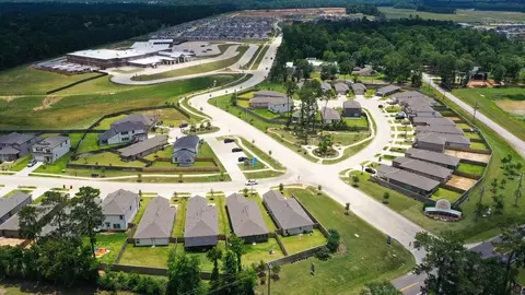 View/Area - 10606 Flight Deck Ct, Conroe, TX 77303 photo 2 of 5