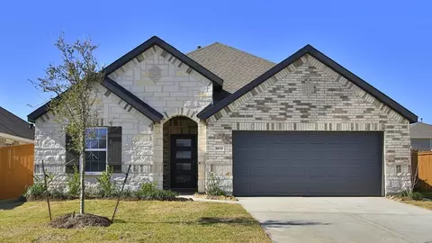 Exterior - 10606 Flight Deck Ct, Conroe, TX 77303 photo 7 of 9