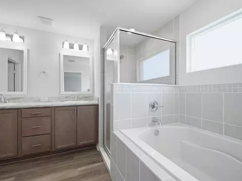 Bath - 12333 Alteza Cir, Riverview, FL 33579 photo 1 of 4