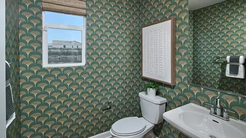Bath - 5548 Dora Way, Oceanside, CA 92057 photo 4 of 7