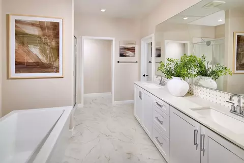 Bath - 5548 Dora Way, Oceanside, CA 92057 photo 1 of 7
