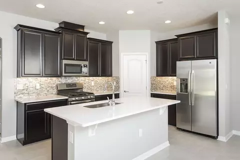 Kitchen - 2673 Great Heron Ave, Saint Cloud, FL 34773 photo 3 of 6