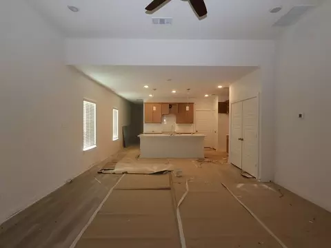 Living - 673 Falling Cave Dr, Willis, TX 77378 photo 2 of 3