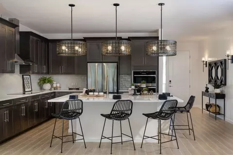 Kitchen - 9544 Vibrant Ln, Venice, FL 34292 photo 3 of 4