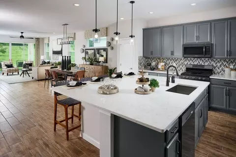 Kitchen - 9544 Vibrant Ln, Venice, FL 34292 photo 4 of 4