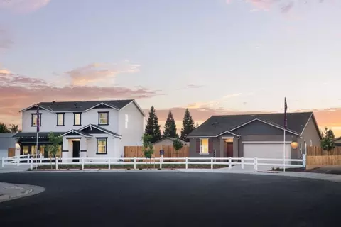 View/Area - 3915 E Oakridge Ave, Visalia, CA 93292 photo 1 of 8