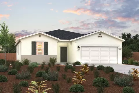 Exterior - 3915 E Oakridge Ave, Visalia, CA 93292 photo 4 of 39