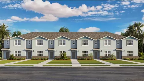 978 Pinewood St, Kissimmee, FL 34744