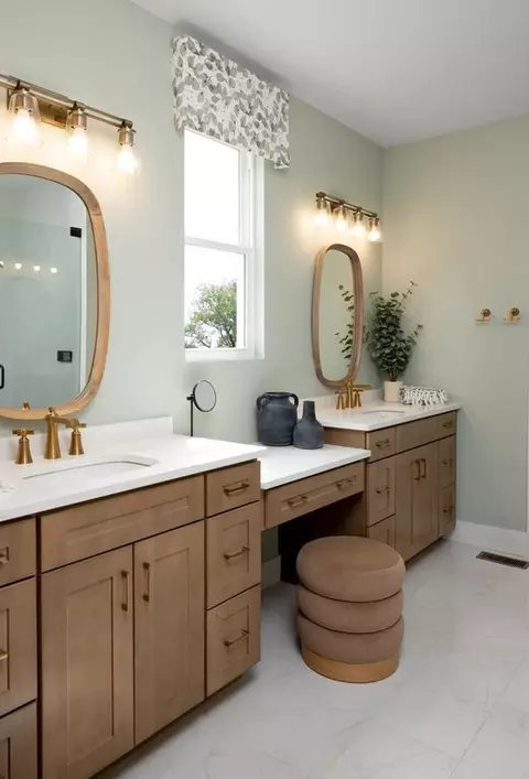 Bath - 8792 Marais Dr, Union, KY 41091 photo 2 of 11