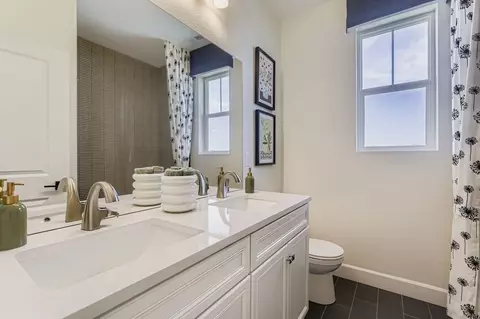 Bath - 659 Noola St, Windsor, CO 80550 photo 5 of 5