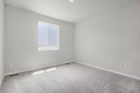 Bedroom - 659 Noola St, Windsor, CO 80550 photo 6 of 8
