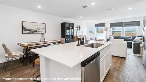 Kitchen - 6308 Buckeye Path, Leon Valley, TX 78238 photo 6 of 10
