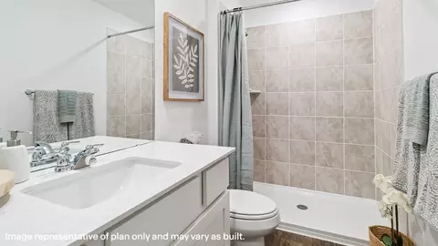 Bath - 6308 Buckeye Path, Leon Valley, TX 78238 photo 1 of 10