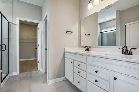 Bath - 106 Ruby Rd, Pataskala, OH 43062 photo 1 of 2