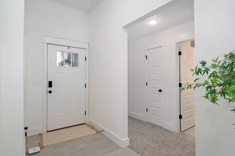 Entry Way - 13701 E 41st, Tulsa, OK 74134 photo 6 of 6