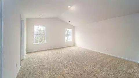 Bedroom - 4 Oak Edge Ln, Greer, SC 29651 photo 2 of 7