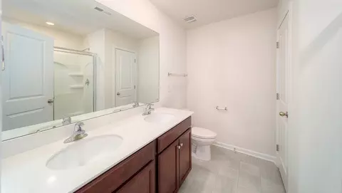 Bath - 4 Oak Edge Ln, Greer, SC 29651 photo 1 of 3
