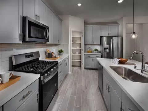 Kitchen - 11467 Sheehan Ln, Beaumont, CA 92223 photo 2 of 3