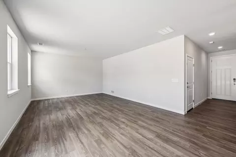 Living - 20224 E 59th Ave, Aurora, CO 80019 photo 3 of 4
