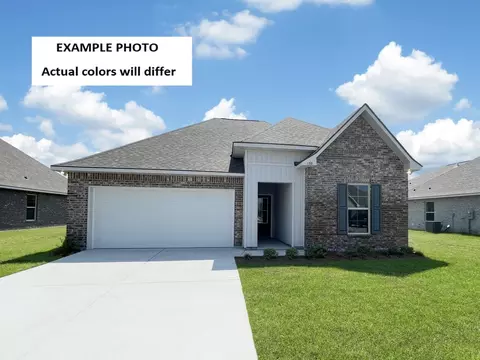 3108 Sapphire Dr, Lake Charles, LA 70607