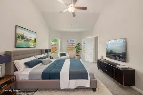 Bedroom - 13515 Piscina Ave, Von Ormy, TX 78073 photo 4 of 12