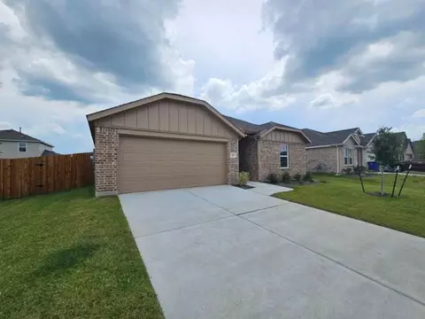 109 John Laurens Dr, Venus, TX 76084