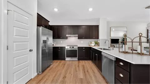 Kitchen - 9811 31st Ave SE, Everett, WA 98208 photo 1 of 2