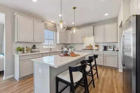 Kitchen - 3443 Bluejay Ridge Dr, Powell, OH 43065 photo 6 of 6