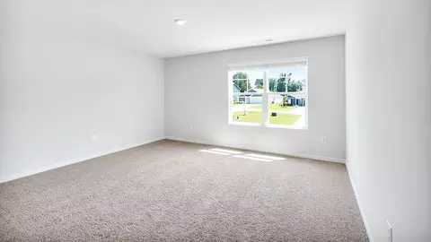 Bedroom - 405 Crocus Ct, Richlands, NC 28547 photo 2 of 8