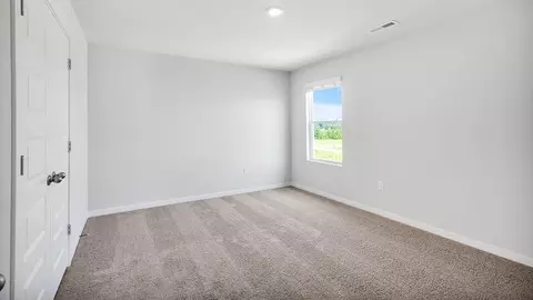 Bedroom - 405 Crocus Ct, Richlands, NC 28547 photo 4 of 8