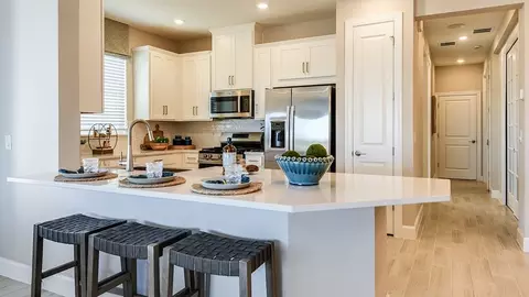 Kitchen - 1009 Tassleflower Trl, Saint Cloud, FL 34771 photo 8 of 14