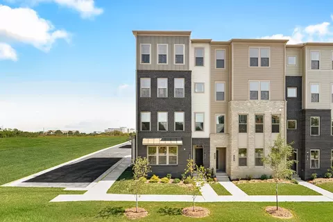 Exterior - 19712 Misty Moss Sq, Ashburn, VA 20147 photo 4 of 5
