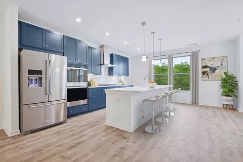 Kitchen - 19712 Misty Moss Sq, Ashburn, VA 20147 photo 5 of 5