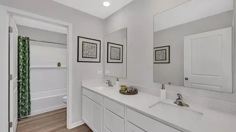 Bath - 14845 S Starflower Cir, Plainfield, IL 60544 photo 4 of 8