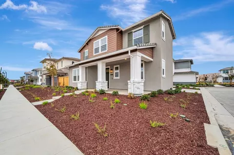 Exterior - 5733 Pathway Dr, Fairfield, CA 94533 photo 2 of 21