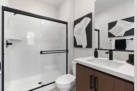 Bath - 5733 Pathway Dr, Fairfield, CA 94533 photo 1 of 22