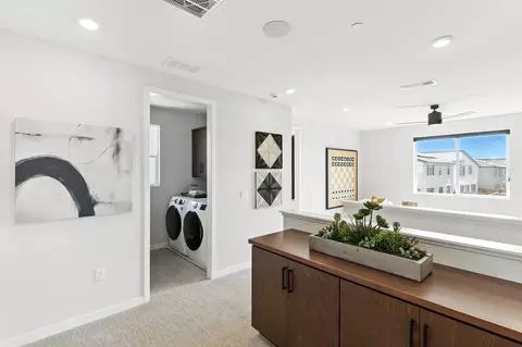 Entry Way - 5733 Pathway Dr, Fairfield, CA 94533 photo 6 of 16