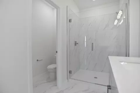 Bath - 7570 Sea Oak Ct, Parrish, FL 34219 photo 2 of 6