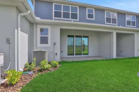 Exterior - 7570 Sea Oak Ct, Parrish, FL 34219 photo 5 of 12