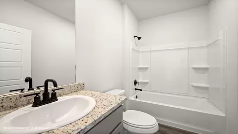 Bath - 35530 Evers Dr, Denham Springs, LA 70706 photo 3 of 3