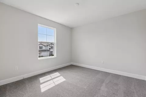 Bedroom - 8517 Dove Bog Ter, Parrish, FL 34219 photo 5 of 9