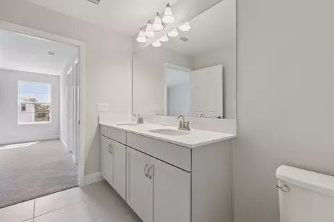 Entry Way - 8517 Dove Bog Ter, Parrish, FL 34219 photo 2 of 2